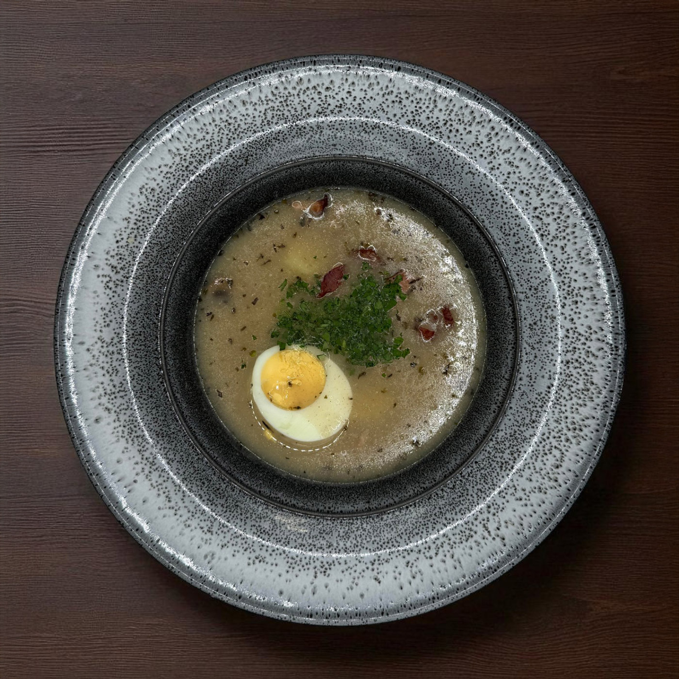 Żurek z jajkiem i ziemniakami